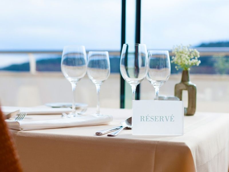 how to make reservations